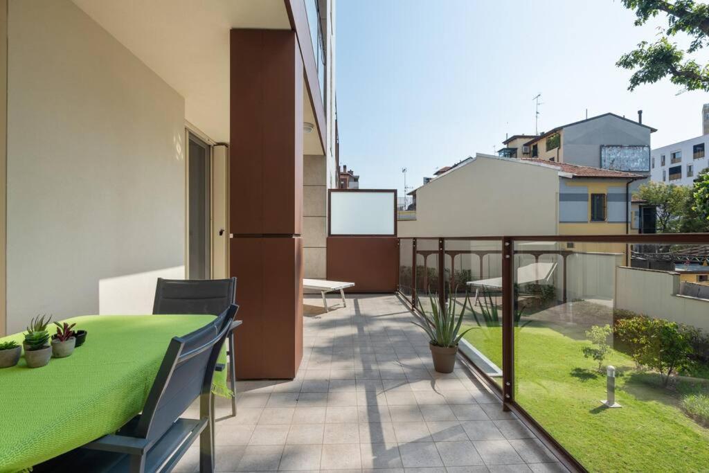 Easylife - Modern And Spacious Apt In Fiera City Life Milán Exteriér fotografie