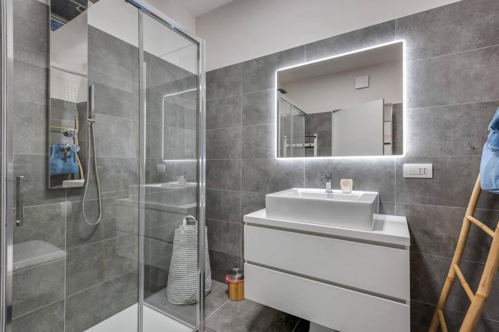 Easylife - Modern And Spacious Apt In Fiera City Life Milán Exteriér fotografie