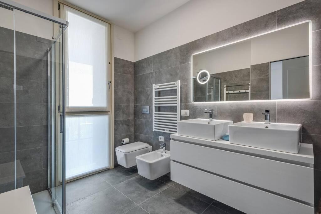 Easylife - Modern And Spacious Apt In Fiera City Life Milán Exteriér fotografie